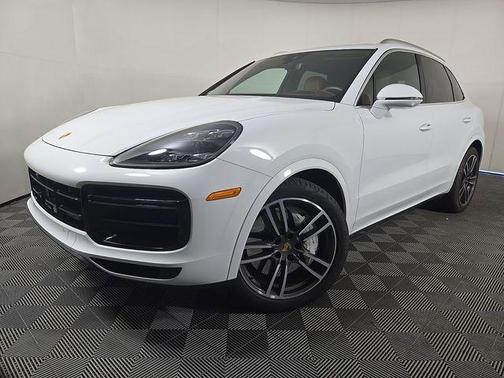 White 2021 Porsche Cayenne Turbo