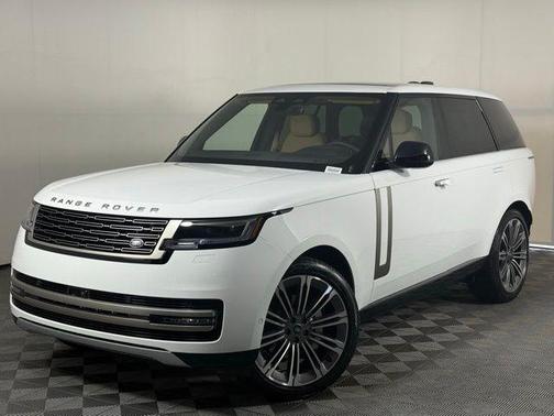 2025 Land Rover Range Rover P400 SE