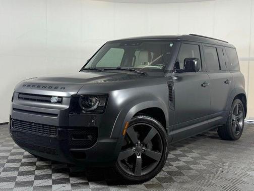 2023 Land Rover Defender 110 SE