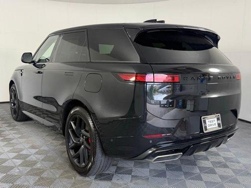 2025 Land Rover Range Rover Sport P460 Dynamic SE