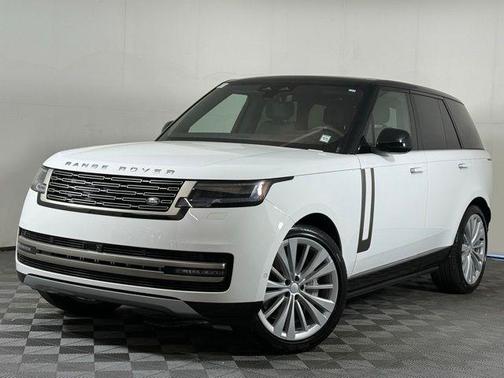 2025 Land Rover Range Rover P530 SE