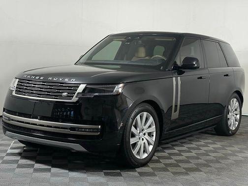2025 Land Rover Range Rover P400 SE