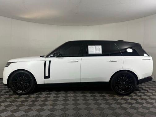 2024 Land Rover Range Rover P530 SE