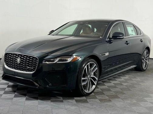 2024 Jaguar XF R-Dynamic SE