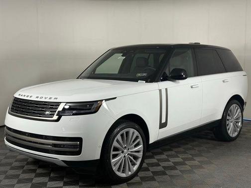 2025 Land Rover Range Rover P530 SE