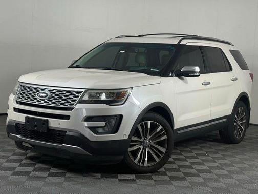 2017 Ford Explorer Platinum