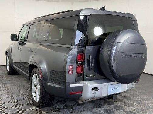 2023 Land Rover Defender First Edition