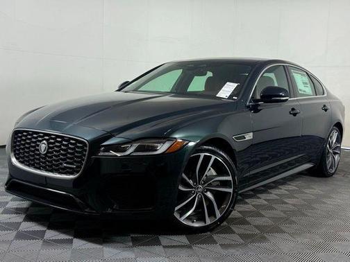 2024 Jaguar XF R-Dynamic SE