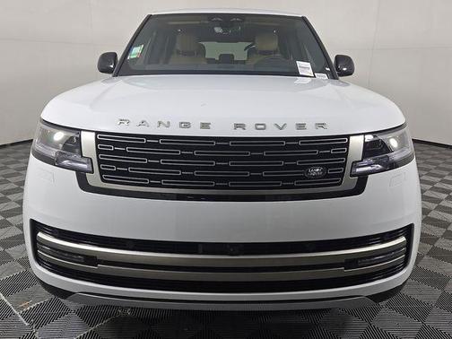 2026 Land Rover Range Rover P400 SE