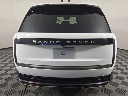 2026 Land Rover Range Rover P400 SE