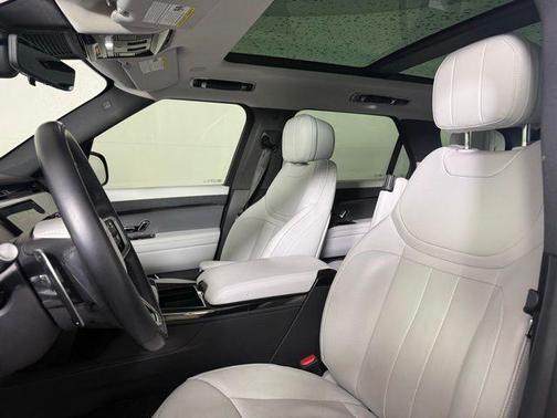 2023 Land Rover Range Rover Sport SE