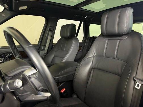 2020 Land Rover Range Rover P525 HSE