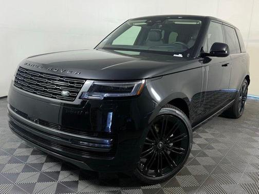 2025 Land Rover Range Rover P400 SE
