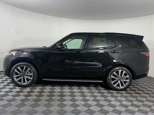 2025 Land Rover Discovery P300 Dynamic SE