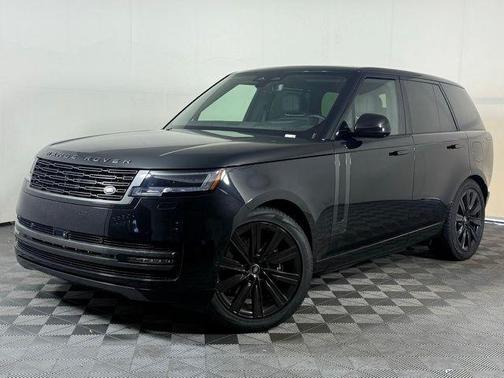 2025 Land Rover Range Rover P550e SE
