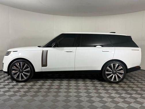 2023 Land Rover Range Rover SV
