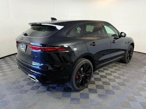 2026 Jaguar F-PACE P400 R-Dynamic S