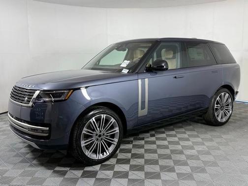 2025 Land Rover Range Rover P530 SE