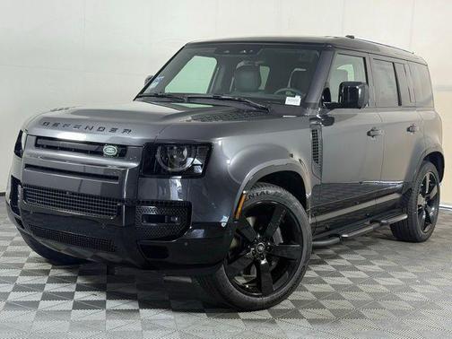2025 Land Rover Defender P400 X-Dynamic SE