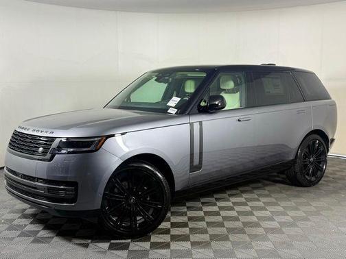 2025 Land Rover Range Rover P530 SE 7 Seat