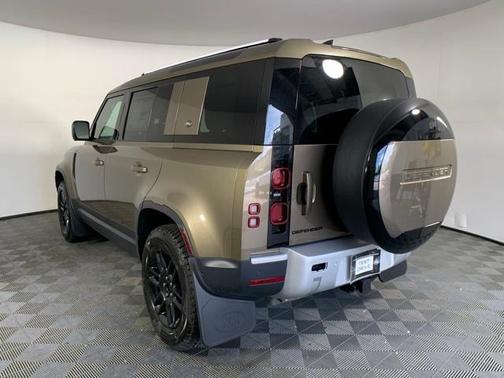 2024 Land Rover Defender P300