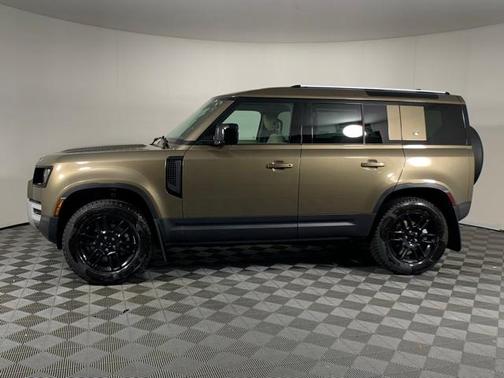 2024 Land Rover Defender P300