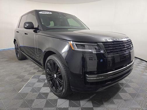 Santorini Black 2024 Land Rover Range Rover P530 SE