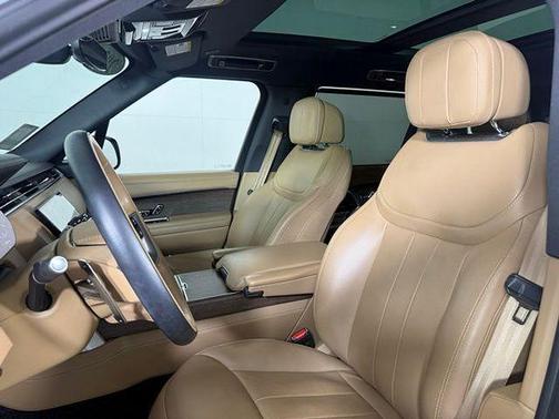 2024 Land Rover Range Rover P530 SE