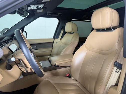 2024 Land Rover Range Rover P530 SE