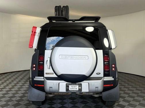 2020 Land Rover Defender 110 First Edition