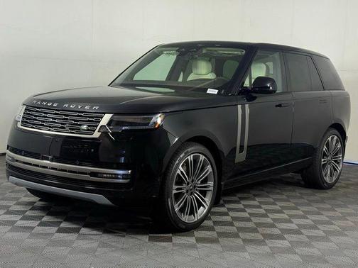 2025 Land Rover Range Rover P400 SE