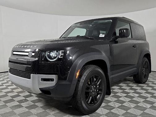 2023 Land Rover Defender SE