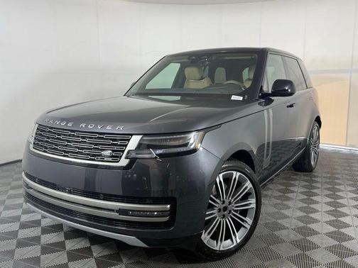 2025 Land Rover Range Rover P530 SE