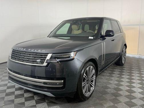2025 Land Rover Range Rover P530 SE