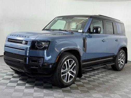 2025 Land Rover Defender P400 X-Dynamic SE