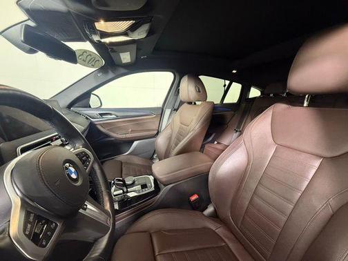 2023 BMW X4 xDrive30i