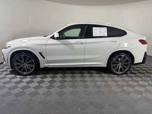 2023 BMW X4 xDrive30i