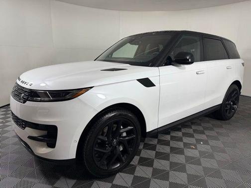 2025 Land Rover Range Rover Sport P360 SE