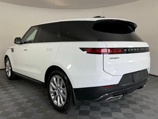 2025 Land Rover Range Rover Sport P360 S