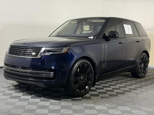 2023 Land Rover Range Rover P530 SE
