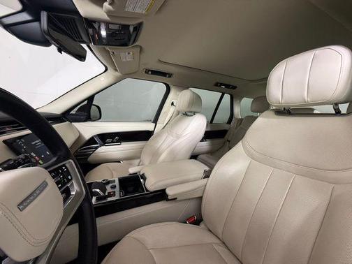 2023 Land Rover Range Rover P530 SE