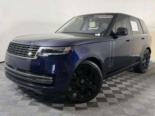 2023 Land Rover Range Rover P530 SE
