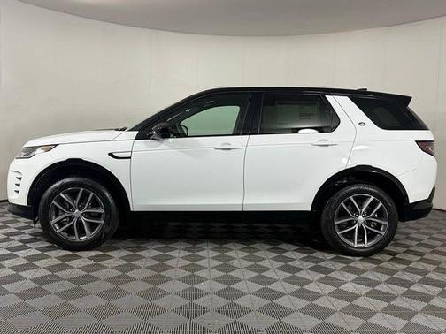 Fuji White 2025 Land Rover Discovery Sport Dynamic SE