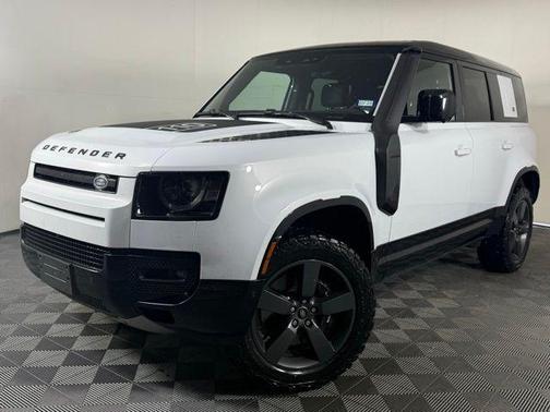 2022 Land Rover Defender 110 V8