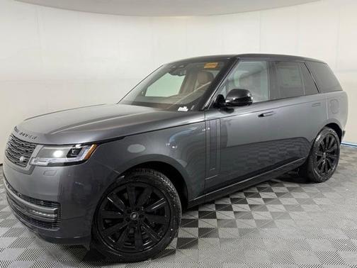 2025 Land Rover Range Rover P550e SE