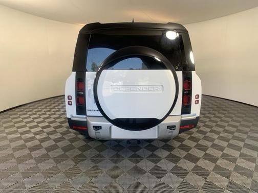 2024 Land Rover Defender P300 S