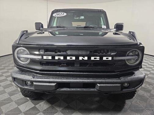 Shadow Black 2023 Ford Bronco Outer Banks