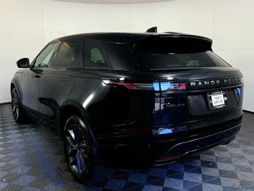 2026 Land Rover Range Rover Velar P250 Dynamic SE