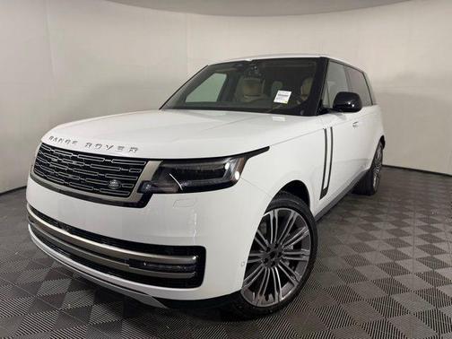 2025 Land Rover Range Rover P530 SE 7 Seat