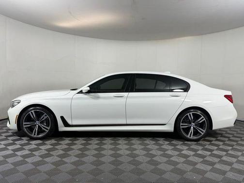 2018 BMW 740 i